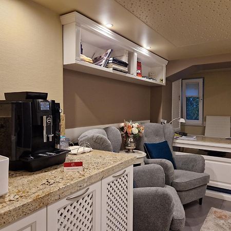 R & R Apartments София Экстерьер фото